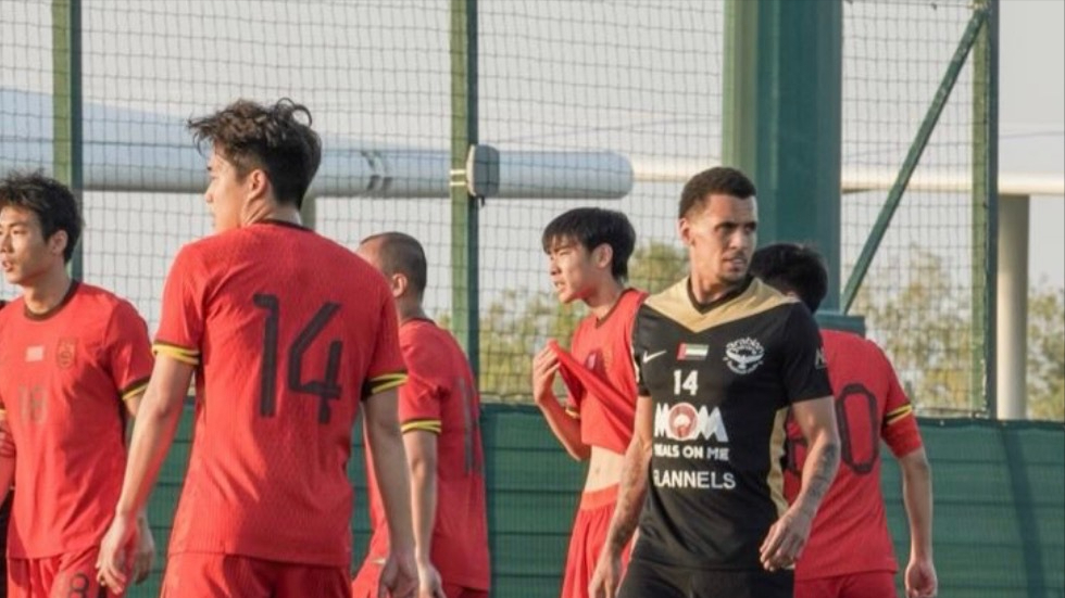 虎扑体育-邵佳一国足头号球星诞生!上演连场破门,新世界杯周期主力稳了?